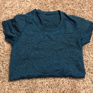 Lululemon shirt